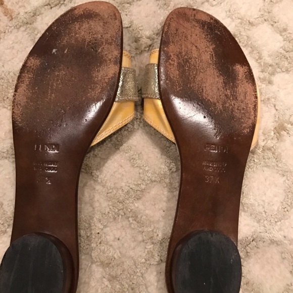 Fendi sandals - Picture 2 of 3